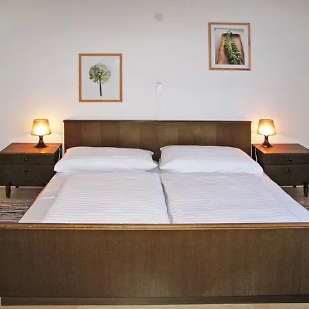Haus Gerhard 170w 홀레르스바흐 임 핀츠가우